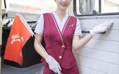 雕花的马鞍伴奏